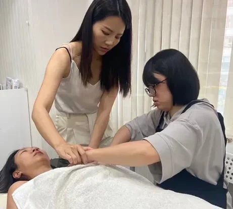產後泌乳、無痛泌乳、到府通乳、全台最大泌乳師團隊